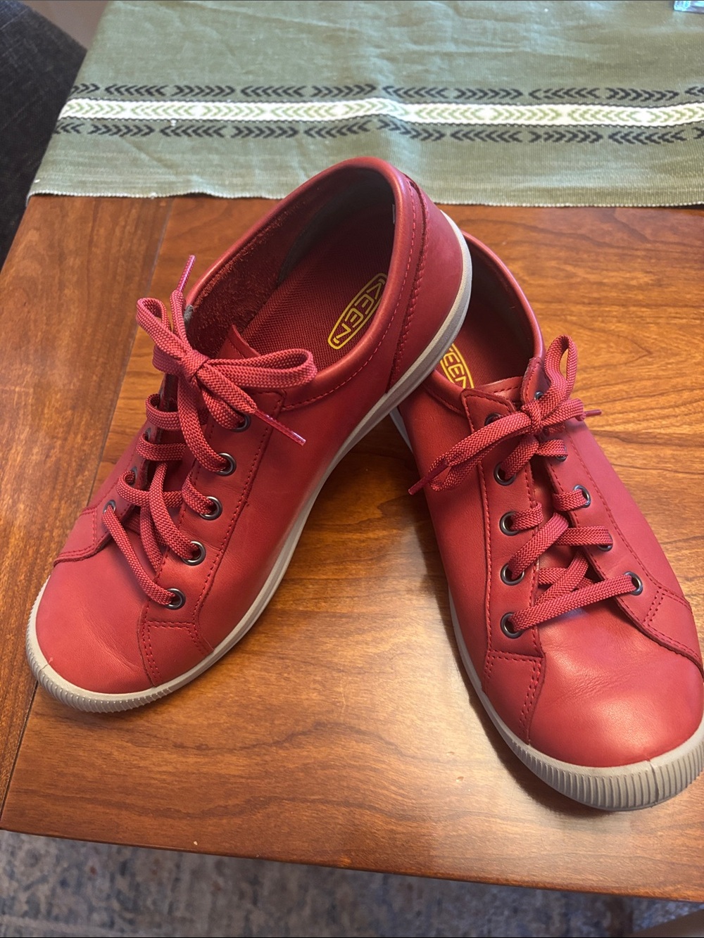 Keen Women's Red Lorelai Leather Sneakers, size 8